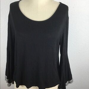 W5 black 3/4 sleeve stretchy blouse size large